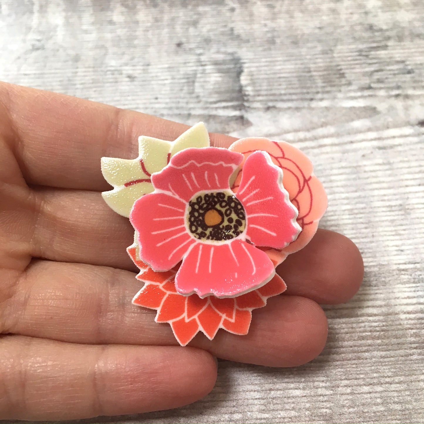 Pink orange flowers 3D brooch