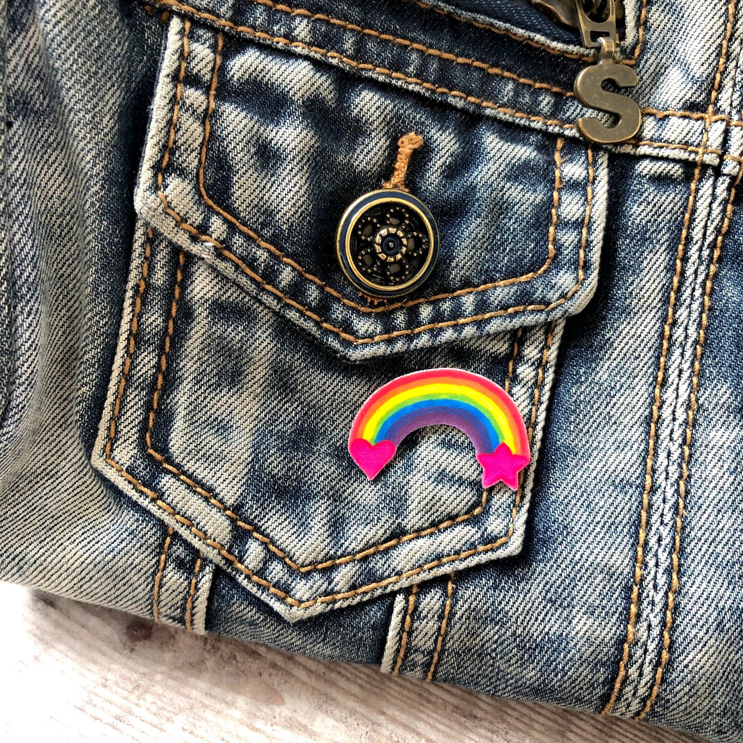 Rainbow mini pin badge - Rainbow stripes - Letterbox gift